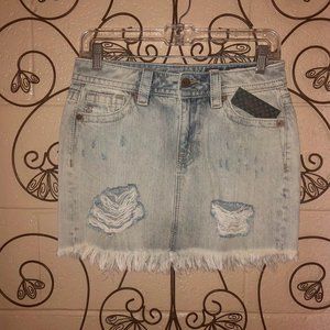New MISS ME Size 27 High-Rise Light Denim Skirt